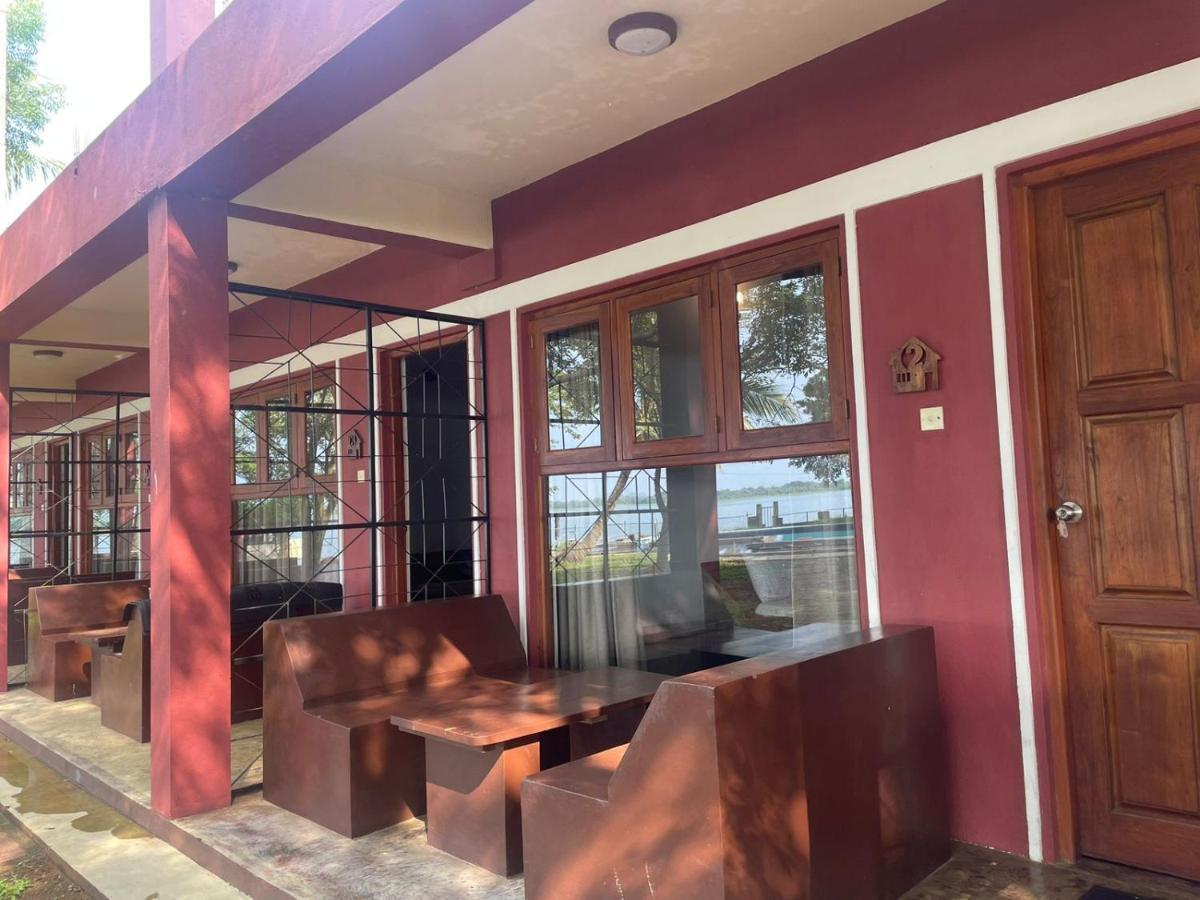 Hotel Lake Park Polonnaruwa Luaran gambar