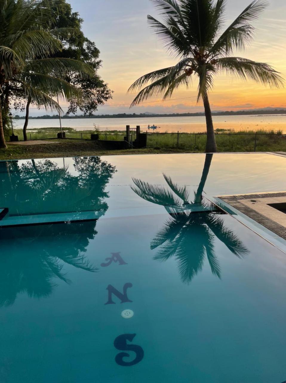 Hotel Lake Park Polonnaruwa Luaran gambar