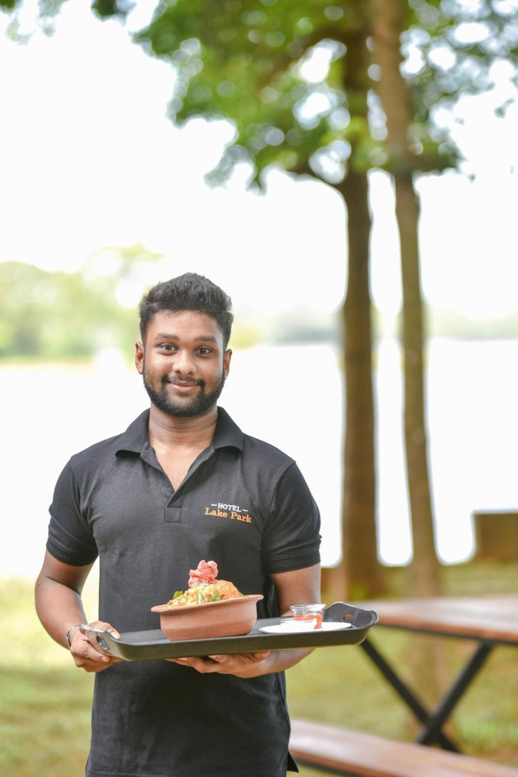 Hotel Lake Park Polonnaruwa Luaran gambar